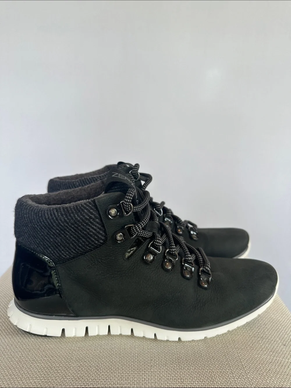 Cole Haan Zerogrand waterproof boots with White Soles women’s 9B, W17873